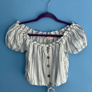 Ocean Drive Flutter Sleeve Crop Blouse